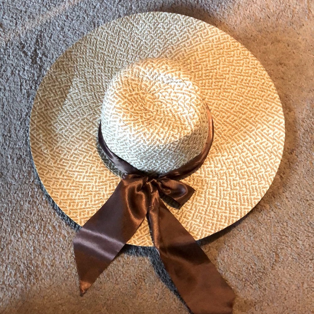 Beach Hat with Brown Ribbon